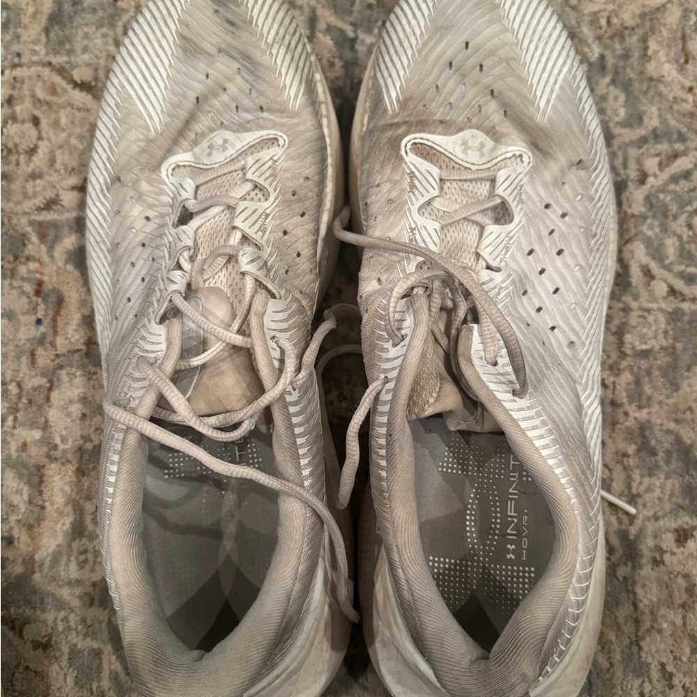 Under Armour HOVR + white/ Gray Running Shoes